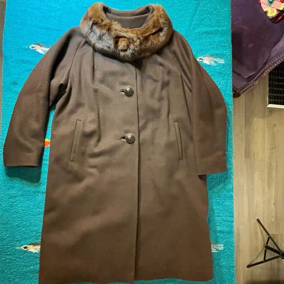 Vintage Michel Daniel, Paris Brown Wool Coat with Fur Collar - Picture 2 of 10